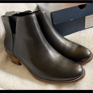 Cole Haan 7.5 Black ankle booties